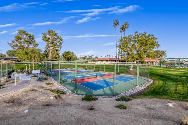 19 Colgate Drive, Rancho Mirage CA: https://media.crmls.org/mediaz/8377efdc-223d-455e-b684-702af607dce8.jpg