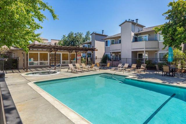 3489 Wine Barrel Way, San Jose CA: https://media.crmls.org/mediaz/83788242-a043-46eb-96e8-61358c184078.jpg