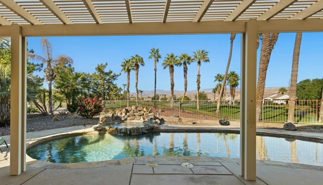 78770 Sunrise Mountain View, Palm Desert CA: https://media.crmls.org/mediaz/837b5e76-4cc5-4069-bb83-505cfcd21aec.jpg