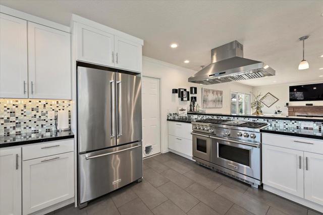 1340 Sierra Mar Drive, San Jose CA: https://media.crmls.org/mediaz/837bbc65-e43b-4fc9-956d-57d065d3d387.jpg