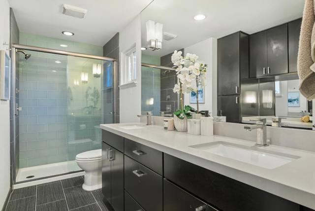 1405 Cedar Place, Los Altos CA: https://media.crmls.org/mediaz/837be44d-c921-4cb5-a5ab-5d1736564bf2.jpg