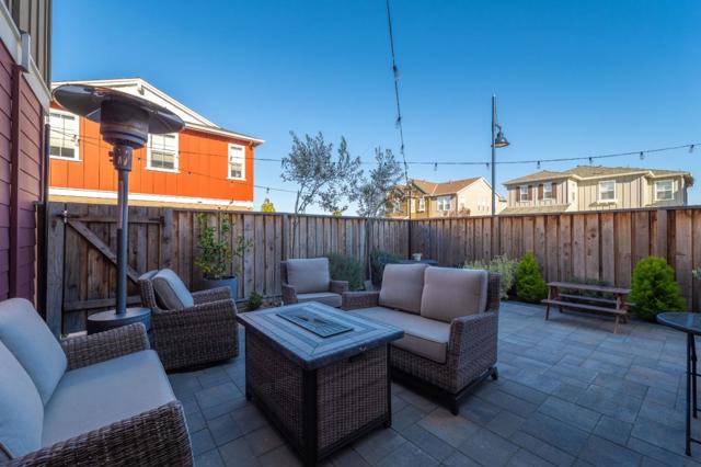 239 Bungalow Court, Marina CA: https://media.crmls.org/mediaz/837ccd18-56c0-42a7-bcc1-b8a6b3b30616.jpg