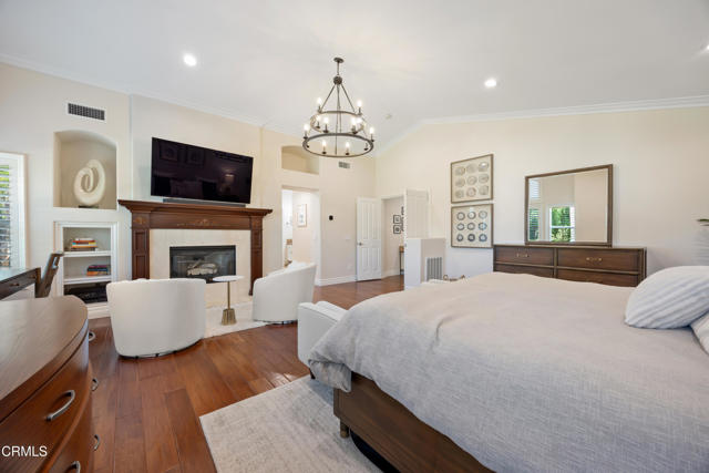 Detail Gallery Image 32 of 62 For 190 Golden Glen Dr, Simi Valley,  CA 93065 - 5 Beds | 4 Baths