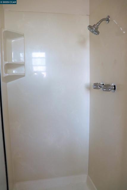 3804 Malibu, Pittsburg CA: https://media.crmls.org/mediaz/837e3e4c-f67f-4ca1-94e5-31a84459fbe1.jpg