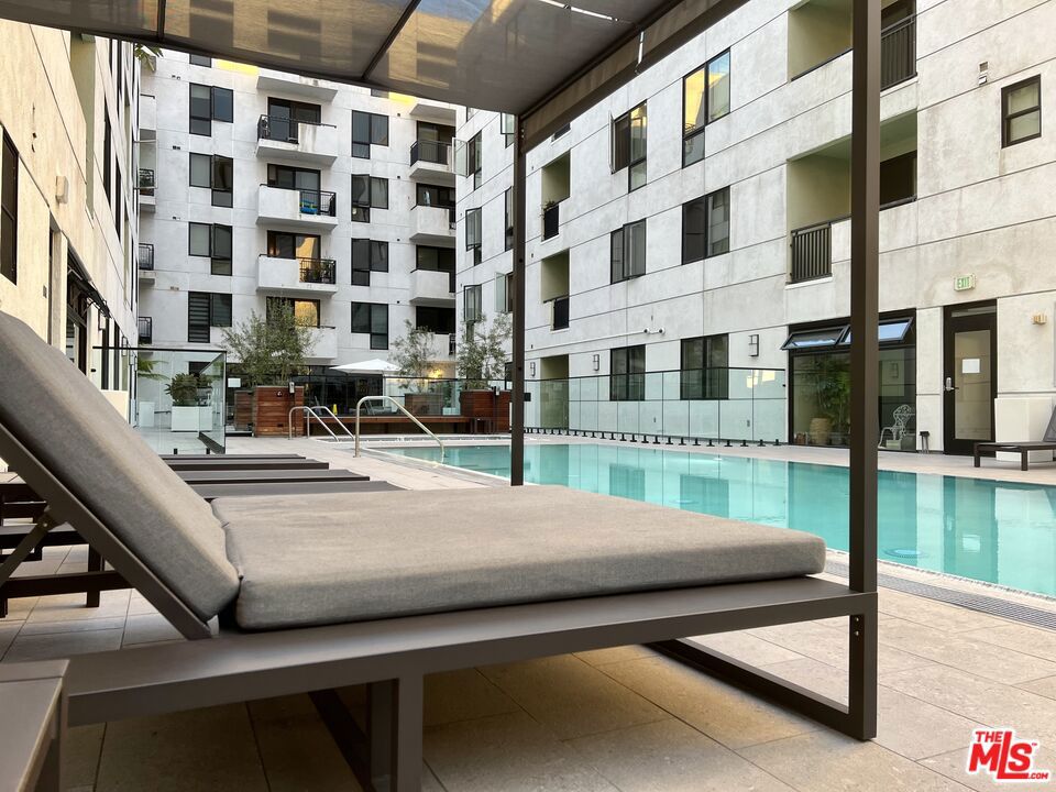 1234 Wilshire Boulevard Unit 403