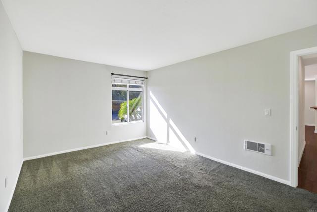 Detail Gallery Image 4 of 21 For 432 Edgehill Ln #169,  Oceanside,  CA 92054 - 2 Beds | 1 Baths