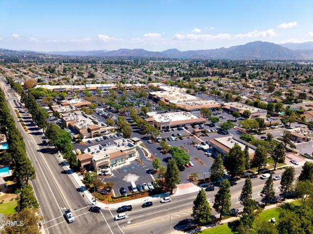 2113 Euclid Avenue, Camarillo CA: https://media.crmls.org/mediaz/837f98ba-ad84-4224-b570-7eecd2341c2d.jpg