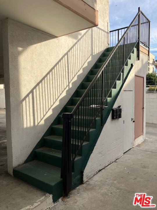910 S Kingsley Drive, Los Angeles CA: https://media.crmls.org/mediaz/8381eb80-844f-4d4b-bca8-fda0309cf5f2.jpg