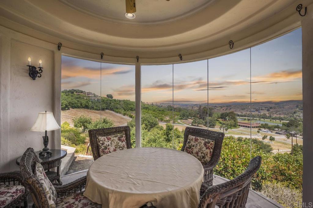 30002 Via Maria Elena