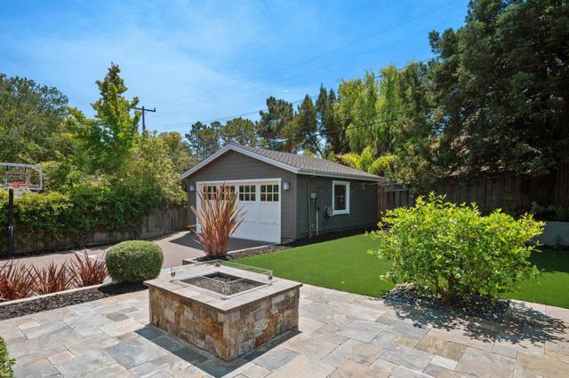 1509 Los Montes Drive, Burlingame CA: https://media.crmls.org/mediaz/8383e6fc-87bc-4c4e-bd24-7cc01a23fc76.jpg