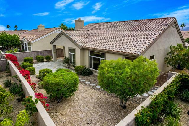 78462 Palm Tree Avenue, Palm Desert CA: https://media.crmls.org/mediaz/83840a2b-77fb-4287-8b12-189c810831dd.jpg