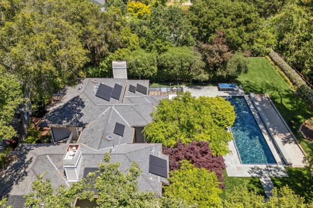 3295 Woodside Road, Woodside CA: https://media.crmls.org/mediaz/83853b85-5973-4afc-a3df-754cab187d21.jpg