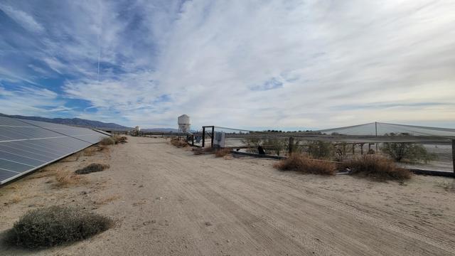 96400 70th Avenue, Thermal CA: https://media.crmls.org/mediaz/8386636b-63f0-4132-b410-0c4b4fad47d6.jpg