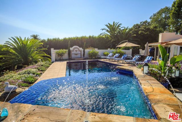 1601 Alisa Estate, Santa Barbara CA: https://media.crmls.org/mediaz/83871ca3-1e88-4d33-b5d6-4e5a008b9562.jpg