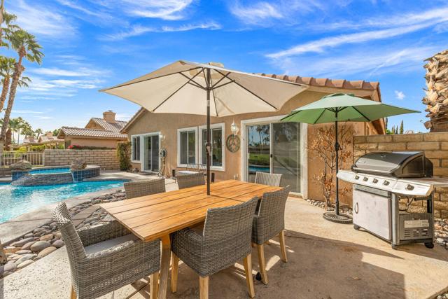 49620 Lincoln Drive, Indio CA: https://media.crmls.org/mediaz/8388b9a1-2510-46d9-b170-a38cc026832d.jpg