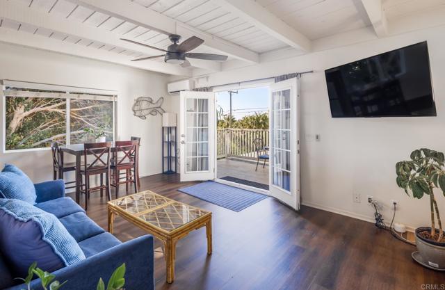 303 305 Sanford Street, Encinitas CA: https://media.crmls.org/mediaz/8389aa33-c88e-4325-b280-73bf47dfedd7.jpg
