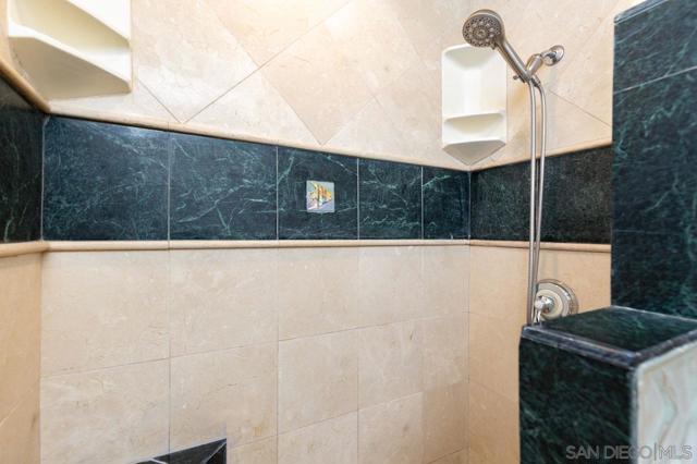 254 Cerco Rosado, San Marcos CA: https://media.crmls.org/mediaz/838ada2a-33e6-4117-9d17-57cfed2e6f1c.jpg
