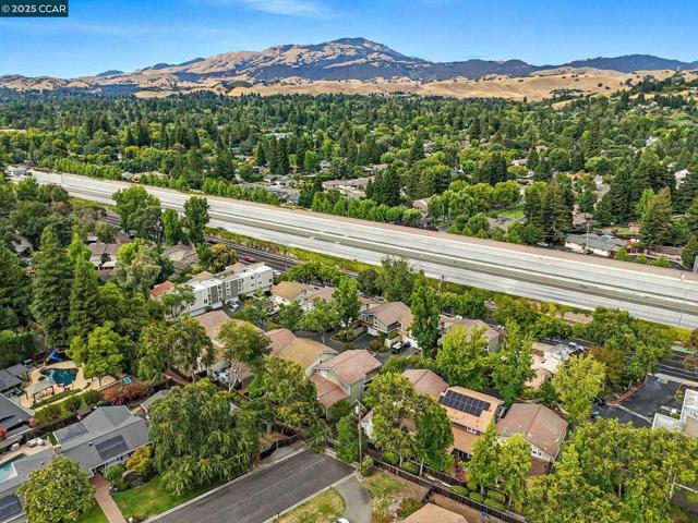 218 Jewel Ter, Danville CA: https://media.crmls.org/mediaz/838af48d-2d92-4a5e-9bc3-9bc8d937a122.jpg