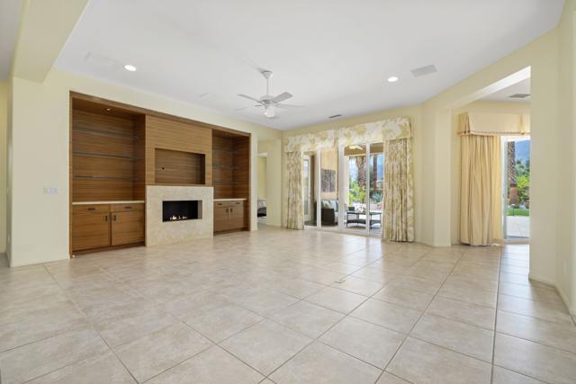 81943 Prism Drive, La Quinta CA: https://media.crmls.org/mediaz/838b32f0-e0b0-45b3-a5a7-33d9078d49d0.jpg
