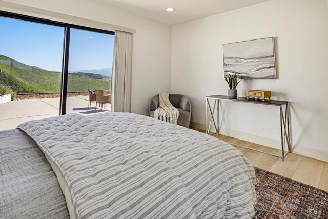 Image 26 of 36 For 25485 Via Paloma