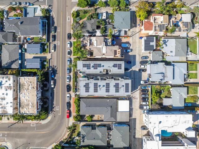 Image 17 of 32 For 1420 Pacific Beach Drive