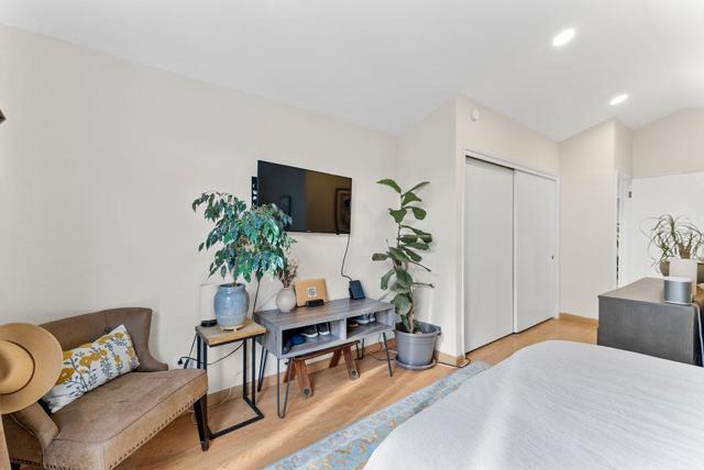 1965 42nd Avenue, Capitola CA: https://media.crmls.org/mediaz/838b97de-f987-49c0-b06a-a88a778c207a.jpg