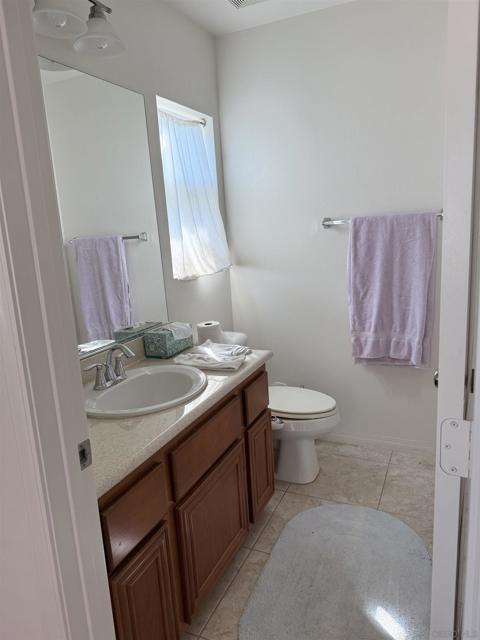 3177 Katharine Dr, Escondido CA: https://media.crmls.org/mediaz/838bfc03-ac8f-4167-bd52-8c37de1dbb03.jpg