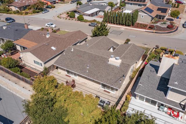 855 Mosswood Lane, Millbrae CA: https://media.crmls.org/mediaz/838c9f40-f73b-4fdd-840d-9315559b6e3a.jpg