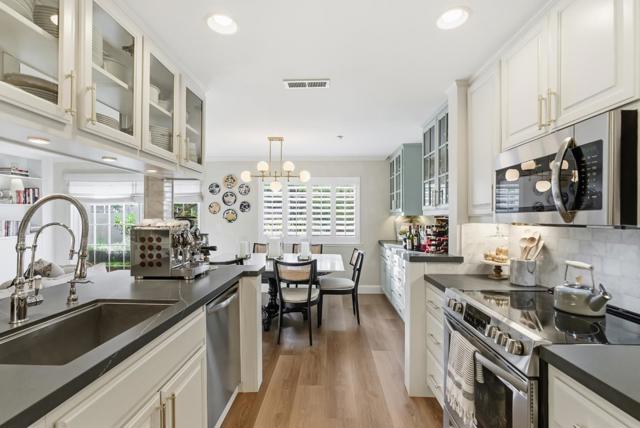 20 Willow Road, Menlo Park CA: https://media.crmls.org/mediaz/838cf101-70fc-4aec-b6fc-4570a87b7172.jpg