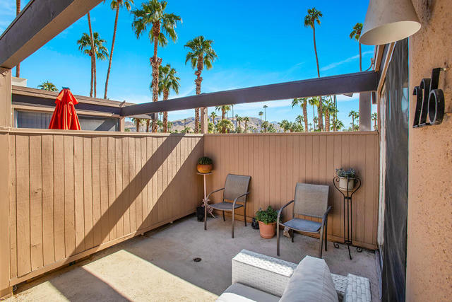 1111 E Palm Canyon Drive, Palm Springs CA: https://media.crmls.org/mediaz/838d312e-2579-4b8e-a9d1-15dccbc902a3.jpg