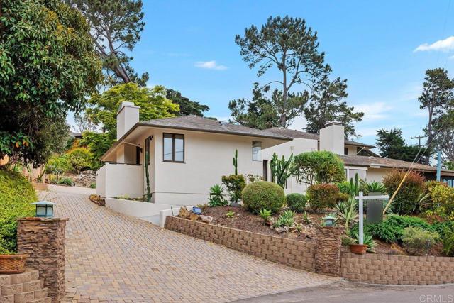 1859 Zapo Street, Del Mar CA: https://media.crmls.org/mediaz/838ef58a-728e-4caa-9634-66f375368b15.jpg