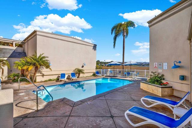 4015 Crown Point Dr, San Diego CA: https://media.crmls.org/mediaz/838f0a6c-0716-4b09-b84f-9601b0f70598.jpg