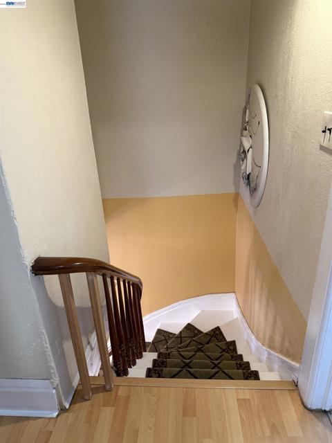 663 25TH Street, Oakland CA: https://media.crmls.org/mediaz/838fb8b3-6320-42fe-b2c4-dfbd077a44a7.jpg