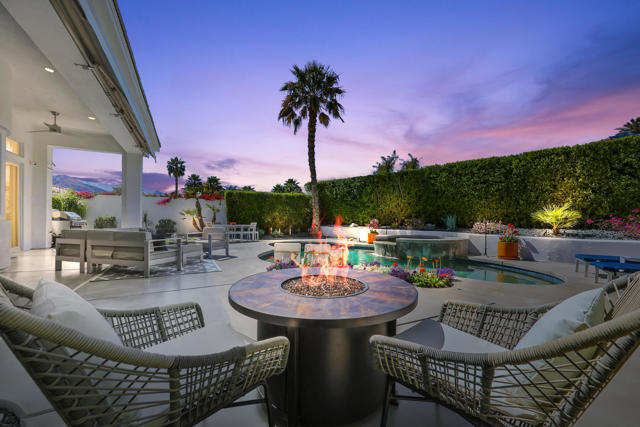 80360 Via Valerosa, La Quinta CA: https://media.crmls.org/mediaz/838fe1f9-2d6c-4456-b7f2-a99676974dad.jpg