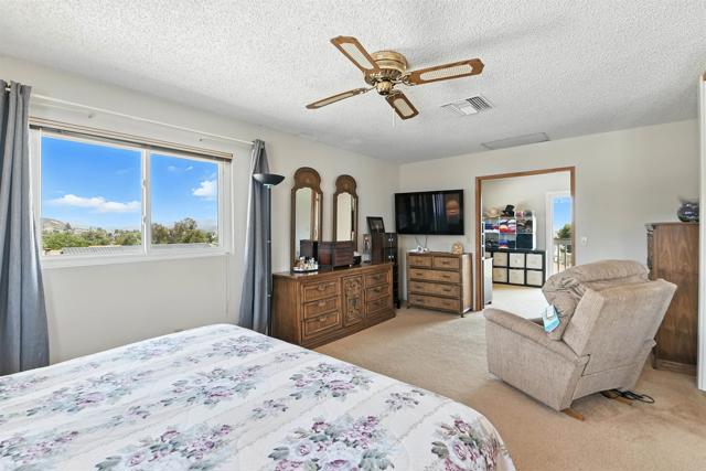 Detail Gallery Image 18 of 27 For 10005 White Pine Ln, Santee,  CA 92071 - 4 Beds | 3 Baths