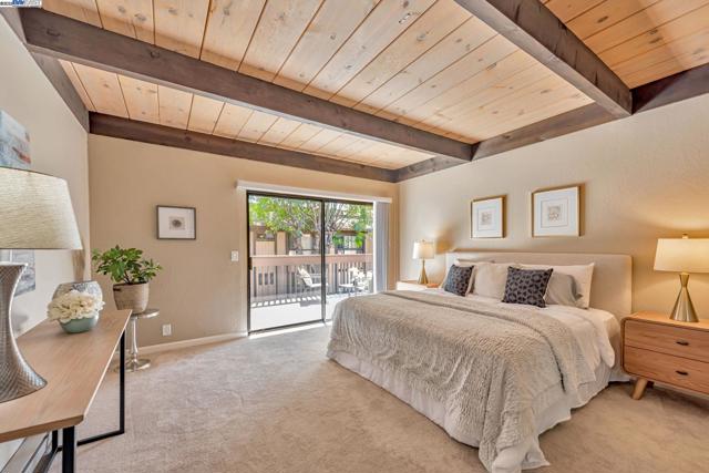 39090 Presidio Way, Fremont CA: https://media.crmls.org/mediaz/83910f7c-26ae-4312-96ea-fcd65551a951.jpg