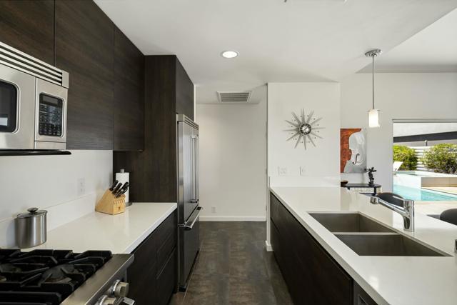 428 Chelsea Drive, Palm Springs CA: https://media.crmls.org/mediaz/8392457d-be1f-457a-8a83-0e5aa30dea59.jpg
