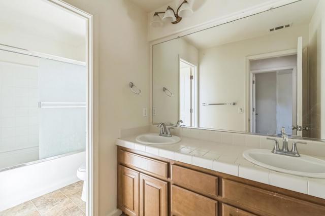 1160 Bellflower Way, Los Banos CA: https://media.crmls.org/mediaz/8393630c-b1b7-4c26-bbfd-215fb0e01462.jpg