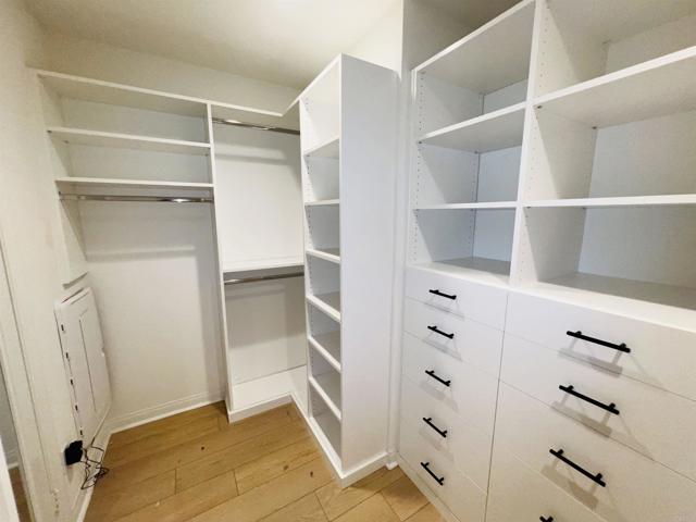 Detail Gallery Image 29 of 59 For 530 Longmeadow St, Vista,  CA 92081 - 3 Beds | 2/1 Baths