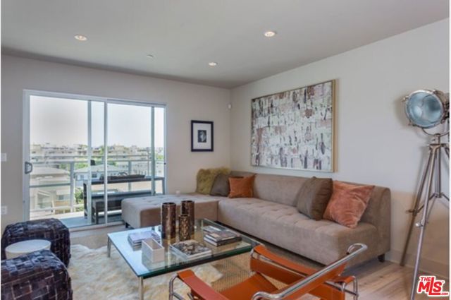 Image 2 for 111 Kings #Penthouse 4, Los Angeles, CA 90048