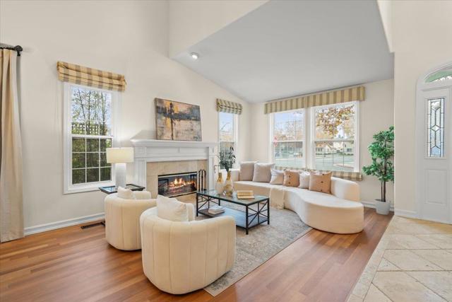 1436 Sandringham Way, San Jose CA: https://media.crmls.org/mediaz/83949d7a-1b5d-4250-ab97-154d1eb62ce5.jpg