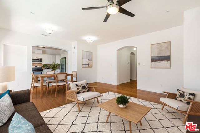 7050 Independence Avenue, Canoga Park CA: https://media.crmls.org/mediaz/8394b274-f008-42fc-b85f-4a4eaa74ba4b.jpg