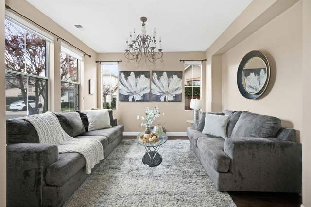 Image 8 of 44 For 327 Brookview Way