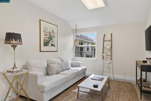 Image 28 of 41 For 1656 Foothill Park Circle