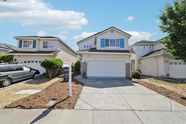 99 Elder Dr, Pacheco CA: https://media.crmls.org/mediaz/8397c28f-64d7-40ce-9906-c85e06cede32.jpg