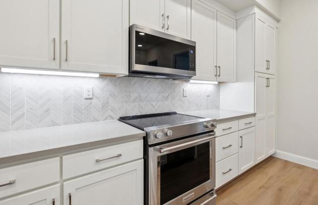 2449 Willow Way, San Mateo CA: https://media.crmls.org/mediaz/839854a7-e877-41db-bc60-ce3f8528e1f7.jpg