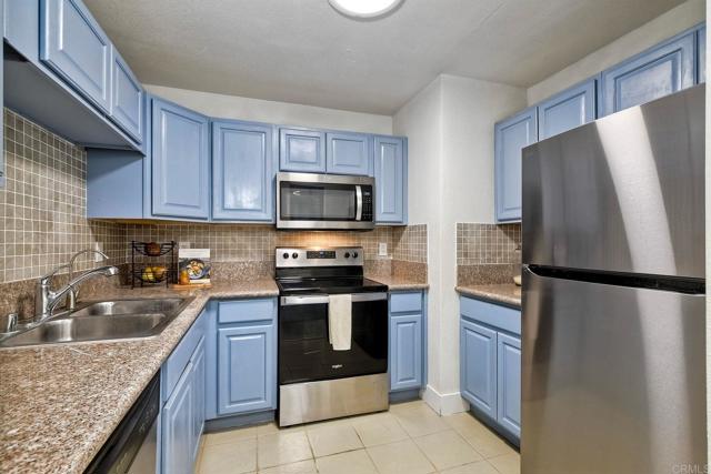 Detail Gallery Image 9 of 27 For 1350 N Escondido Bld #12,  Escondido,  CA 92026 - 1 Beds | 1 Baths