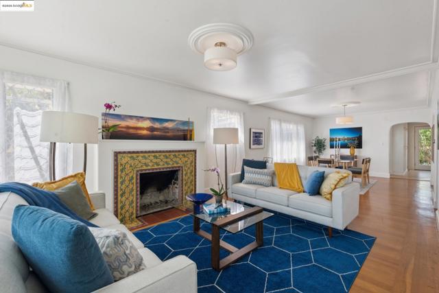 2721 Best Ave., Oakland CA: https://media.crmls.org/mediaz/8398fb85-1ec8-4678-a308-30d18e7b3772.jpg