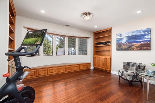 Den/Family/Great Room
