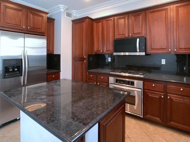 2668 Escala Circle, San Diego CA: https://media.crmls.org/mediaz/83994b65-052a-4bd6-afa5-5e06ecc95dff.jpg